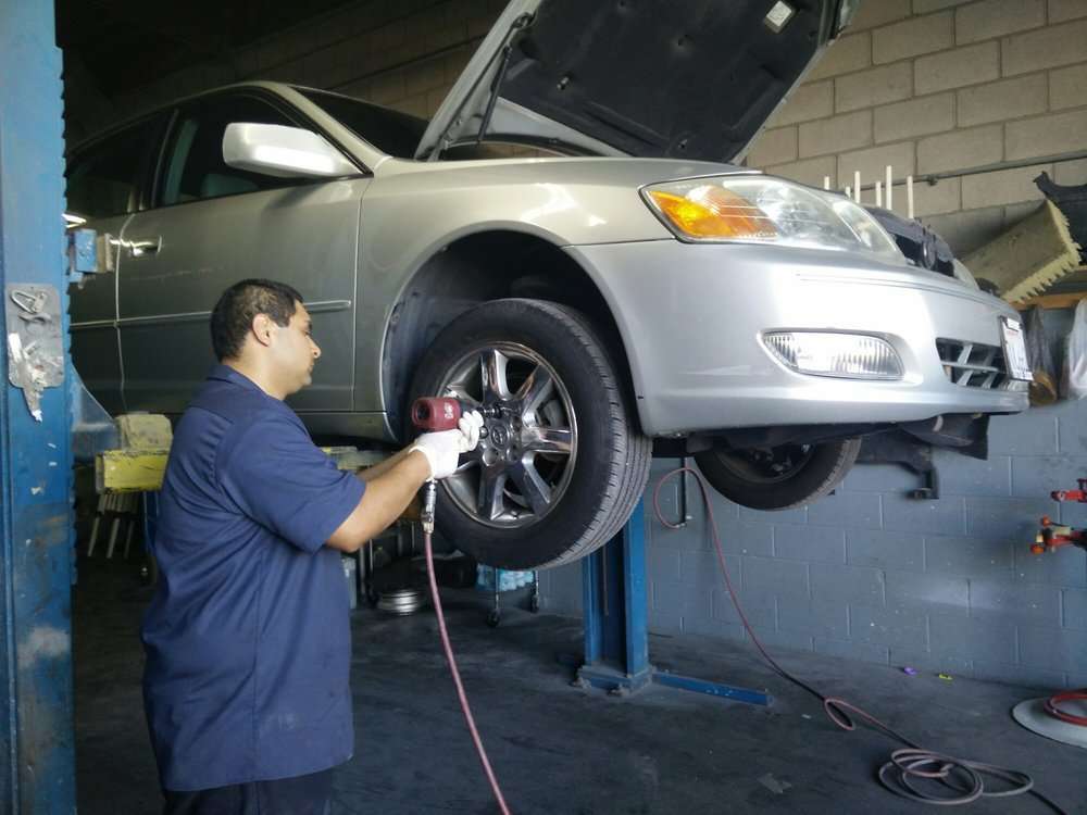 Star Auto Fix | 1610 N Fairview St, Santa Ana, CA 92706, USA | Phone: (714) 554-2314