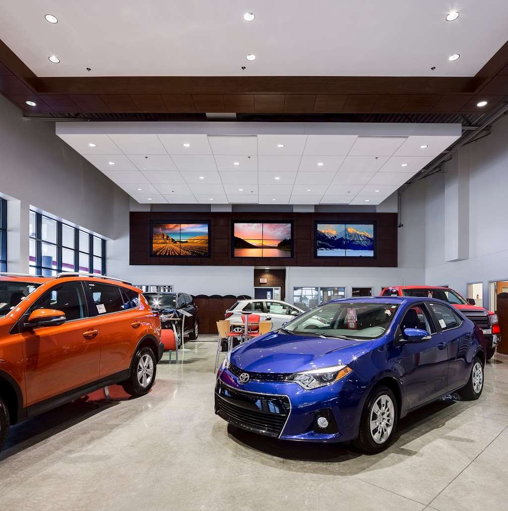 Adams Toyota | Kansas City | 501 NE Colbern Rd, Lees Summit, MO 64086, USA | Phone: (816) 358-7600