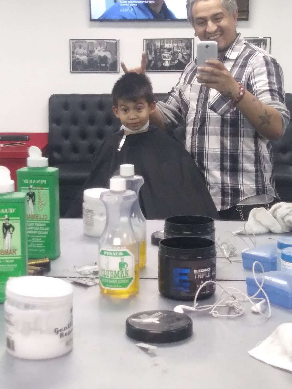 Theladykillerbarbershop | 7709 Otis Ave, Cudahy, CA 90201, USA | Phone: (323) 537-8594