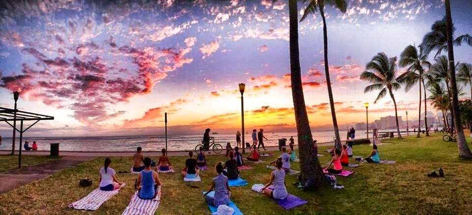 Beach Sunset Yoga Hawaii in San Diego | 8230 Camino Del Oro, La Jolla, CA 92037, USA | Phone: (619) 537-6155