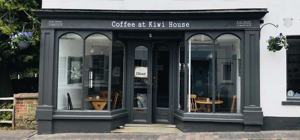 Coffee at Kiwi House | Kiwi House, High St, Limpsfield, Oxted RH8 0DR, UK | Phone: 01883 722785