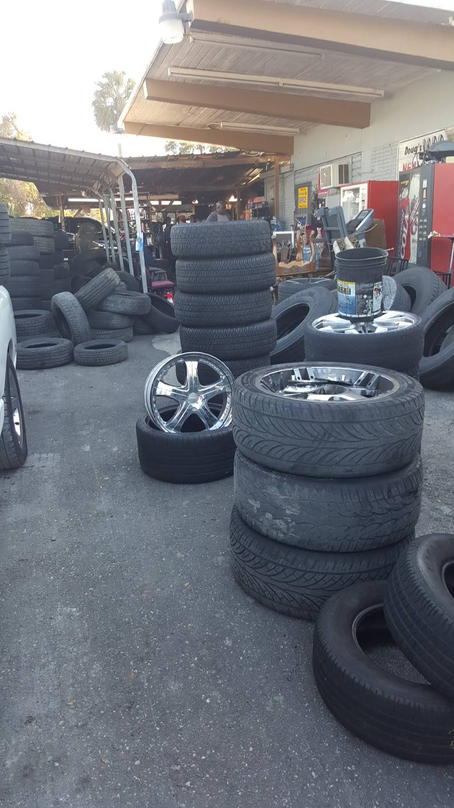 Dougs New & Used Quality Tires | 5120 N 22nd St, Tampa, FL 33610, USA | Phone: (813) 735-1626