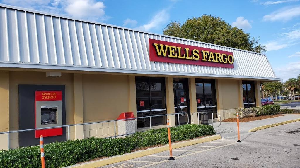 Wells Fargo Bank | 5547 SE Federal Hwy, Stuart, FL 34997, USA | Phone: (772) 221-4570