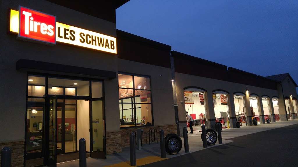 Les Schwab Tire Center | 6251 Sierra Ave, Fontana, CA 92336, USA | Phone: (909) 428-6769