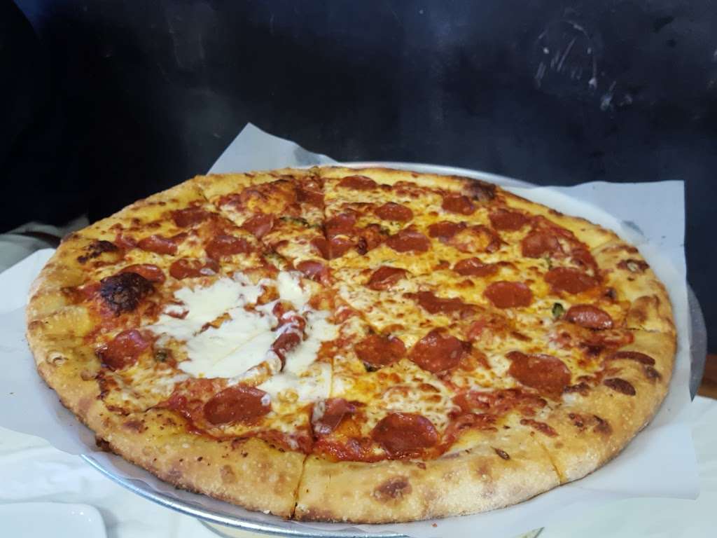 Old School Pizzeria | 2040 E Craig Rd, North Las Vegas, NV 89030, USA | Phone: (702) 990-0070