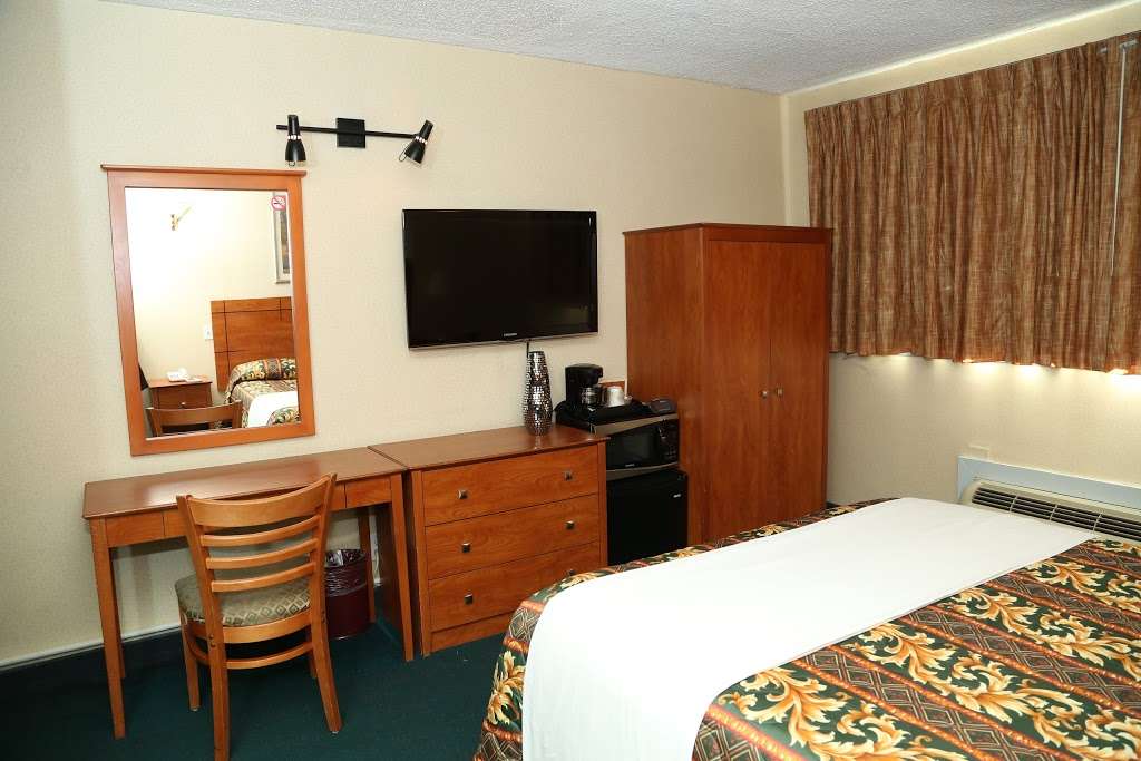 JFK INN- Hotel JFK Airport New York | 154-10 S Conduit Ave, Jamaica, NY 11434, USA | Phone: (718) 723-5100