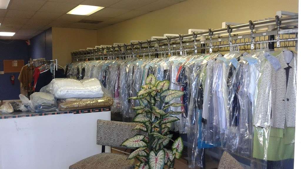 Stani X Dry Cleaners | 20161 NW 67th Ave, Hialeah, FL 33015, USA | Phone: (305) 625-9999