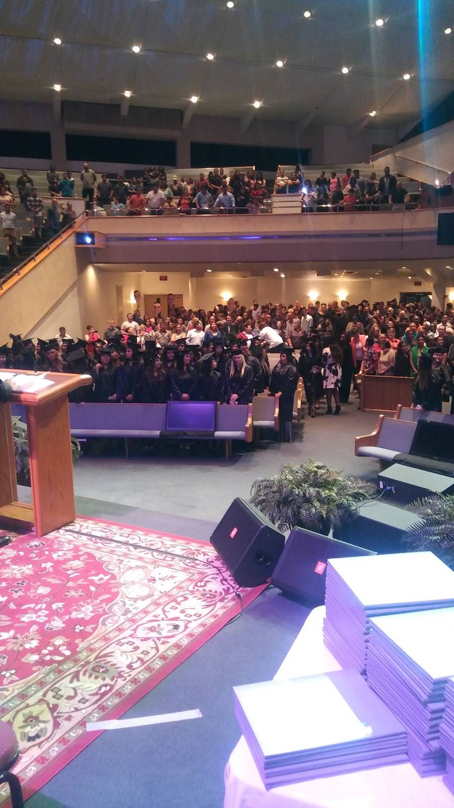 First Baptist Church at The Fields | 1401 Carrollton Pkwy, Carrollton, TX 75010, USA | Phone: (972) 512-3800