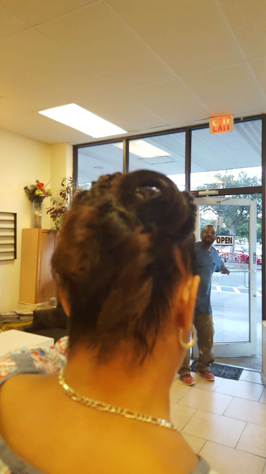 Angelic Touchs Salon | 27405 US-27 ste# 115, Leesburg, FL 34748, USA | Phone: (352) 365-0090