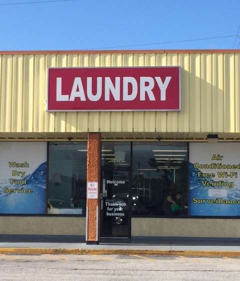 Laundromart Of East Orlando | 11624 E Colonial Dr, Orlando, FL 32817 | Phone: (407) 900-8846