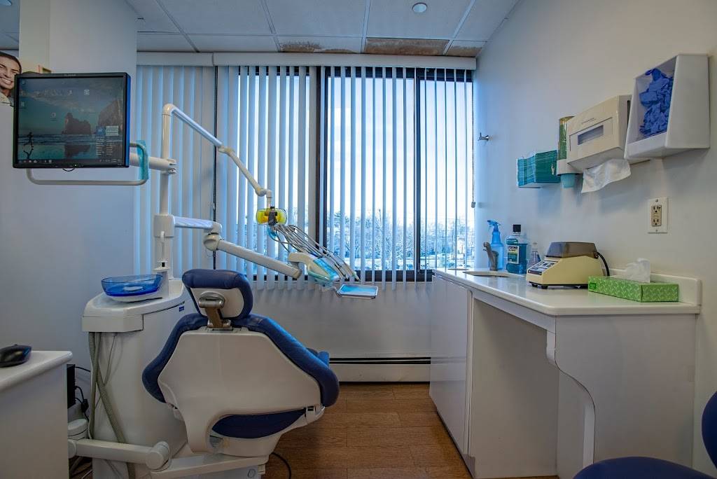 Palisades Designer Dentistry: Jeffrey M. Brown, DMD | 464 Hudson Terrace #205, Englewood Cliffs, NJ 07632 | Phone: (201) 541-0541