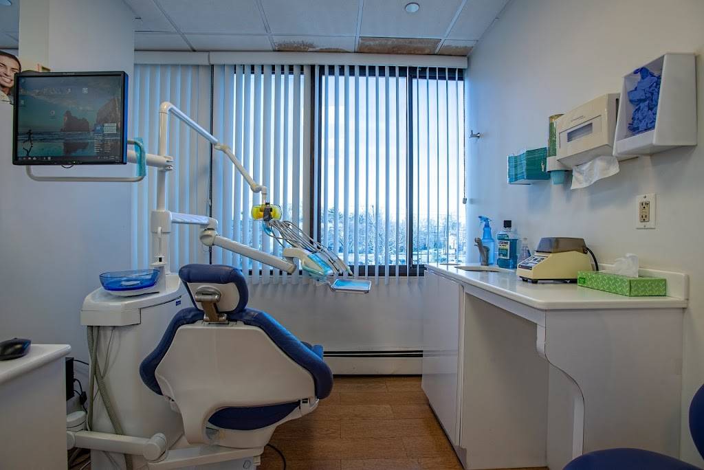 Palisades Designer Dentistry: Jeffrey M. Brown, DMD | 464 Hudson Terrace #205, Englewood Cliffs, NJ 07632, USA | Phone: (201) 541-0541