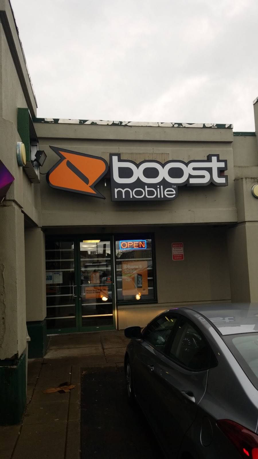 Boost Mobile | 441 William St, Buffalo, NY 14204, USA | Phone: (716) 768-3887