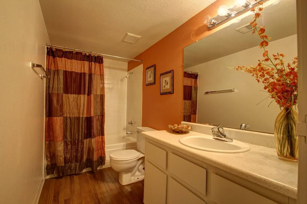 Lantana Apartments | 6501 W Charleston Blvd, Las Vegas, NV 89146, USA | Phone: (702) 878-6039