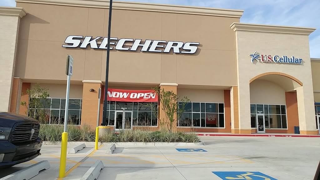 SKECHERS Warehouse Outlet | 1609 Penn Park Blvd #6, Oklahoma City, OK 73159, USA | Phone: (405) 686-9340