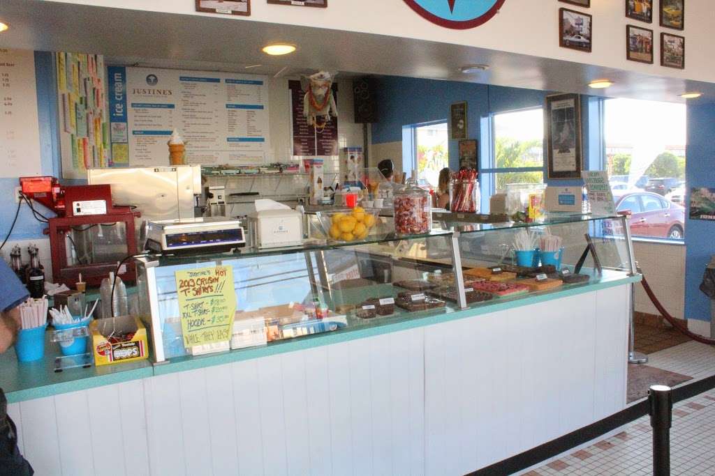 Justines Ice Cream Parlour | 12207 Coastal Hwy Ste A, Ocean City, MD 21842, USA | Phone: (410) 250-5003