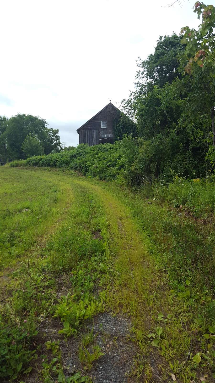 Little Red School House | 188-198 Kendall Rd, Dunstable, MA 01827, USA