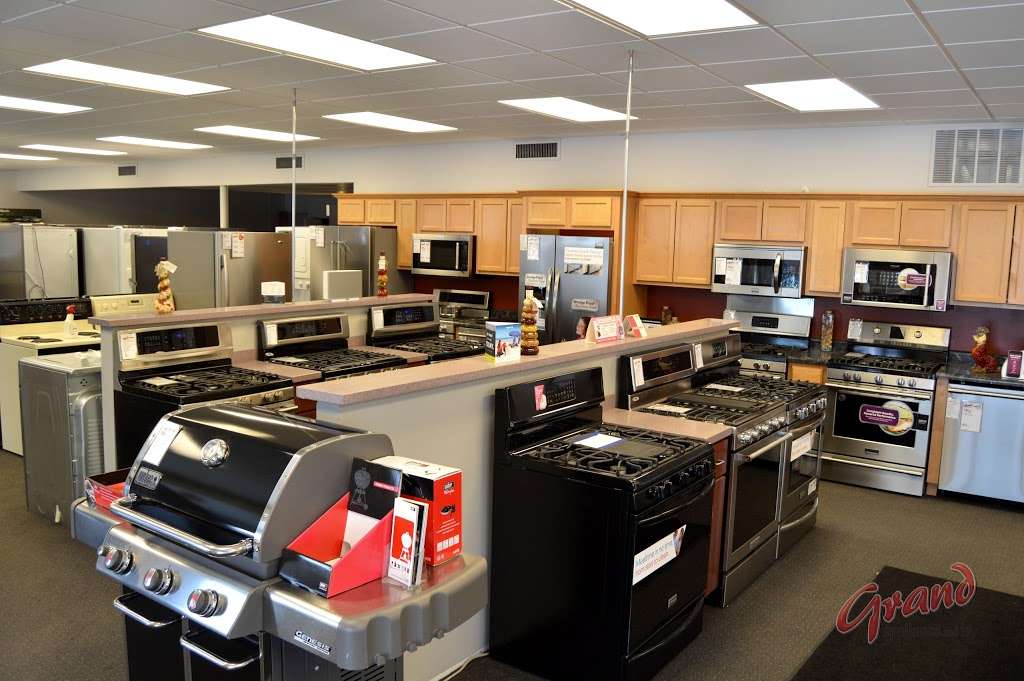 Grand Appliance and TV | 2915 Grand Ave, Waukegan, IL 60085, USA | Phone: (847) 336-4725