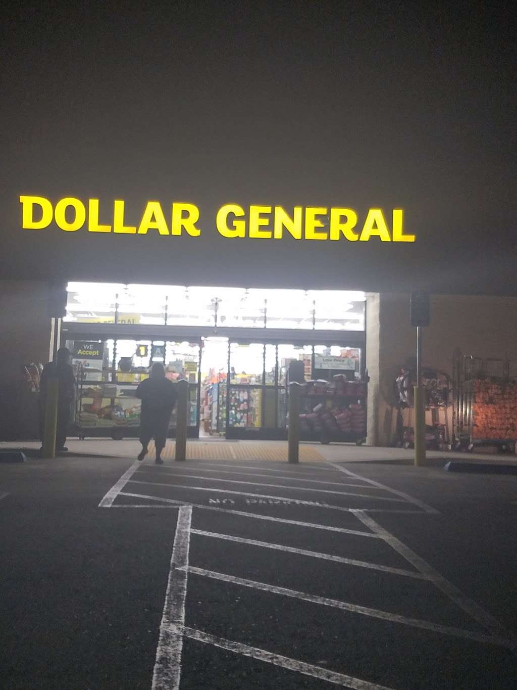 Dollar General | 1500 Bear Mountain Blvd, Arvin, CA 93203, USA | Phone: (661) 450-0310