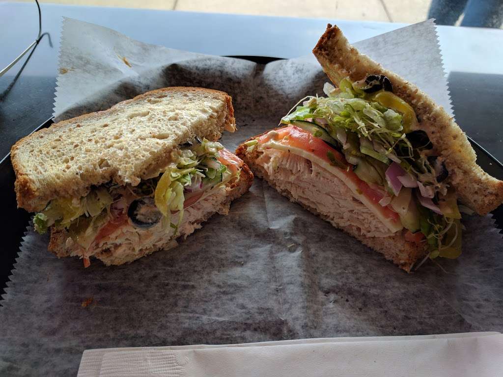 Dagwoods deli IUPUI | 923 Indiana Ave, Indianapolis, IN 46202, USA | Phone: (317) 426-5222