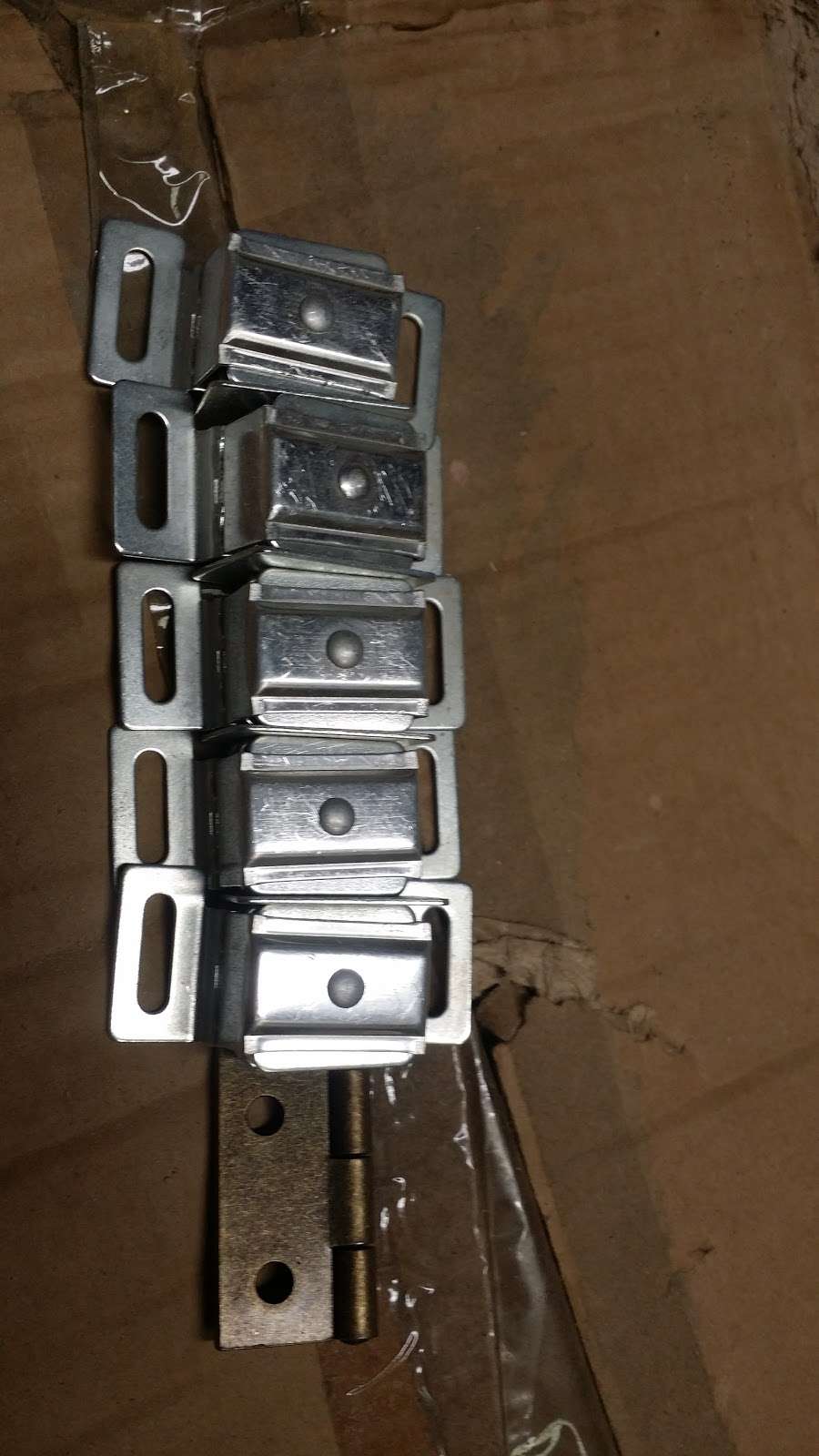 Gus Hardware Store | 10701 S Central Ave, Los Angeles, CA 90059, USA | Phone: (323) 567-1327