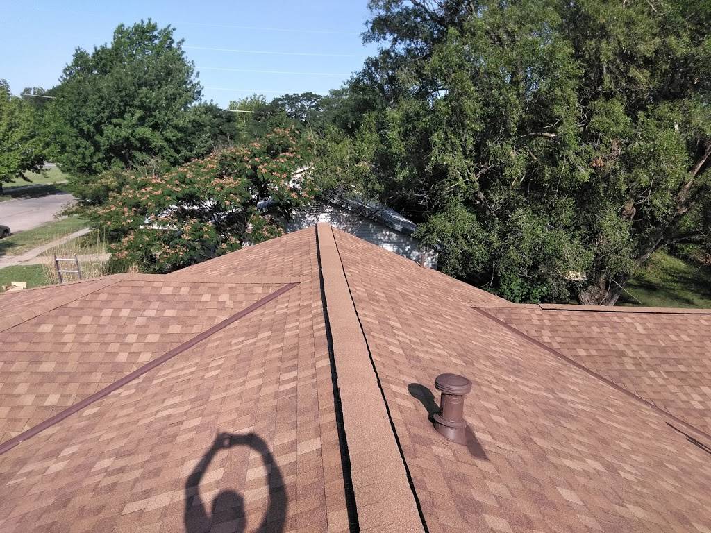 Jayhawk roofing & remodeling | 1301 Gidley St, Wichita, KS 67216, USA | Phone: (316) 841-1059