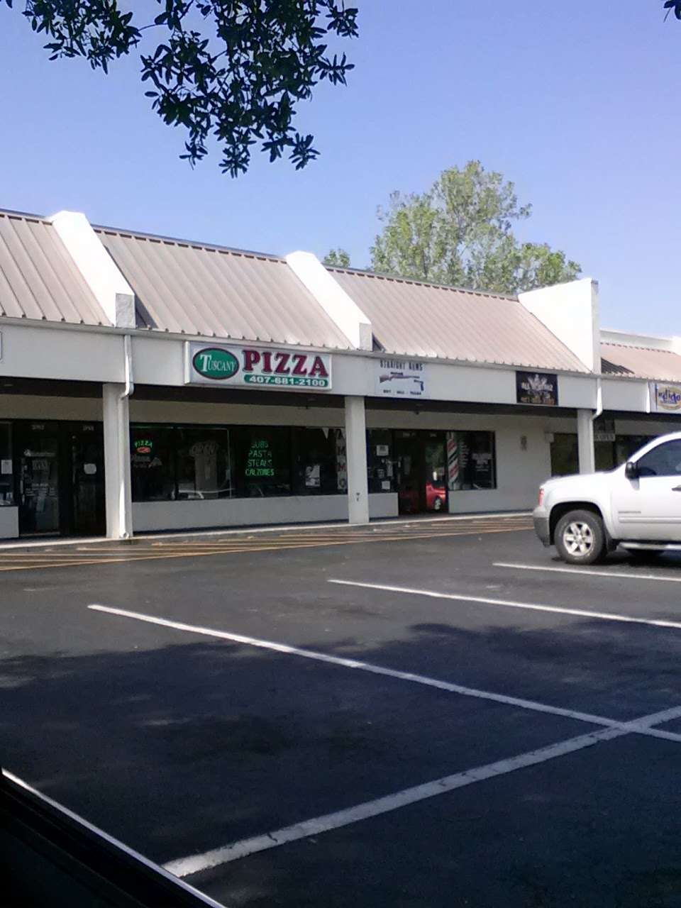Tuscany Pizza | 3748 Howell Branch Rd, Winter Park, FL 32792 | Phone: (407) 681-2100
