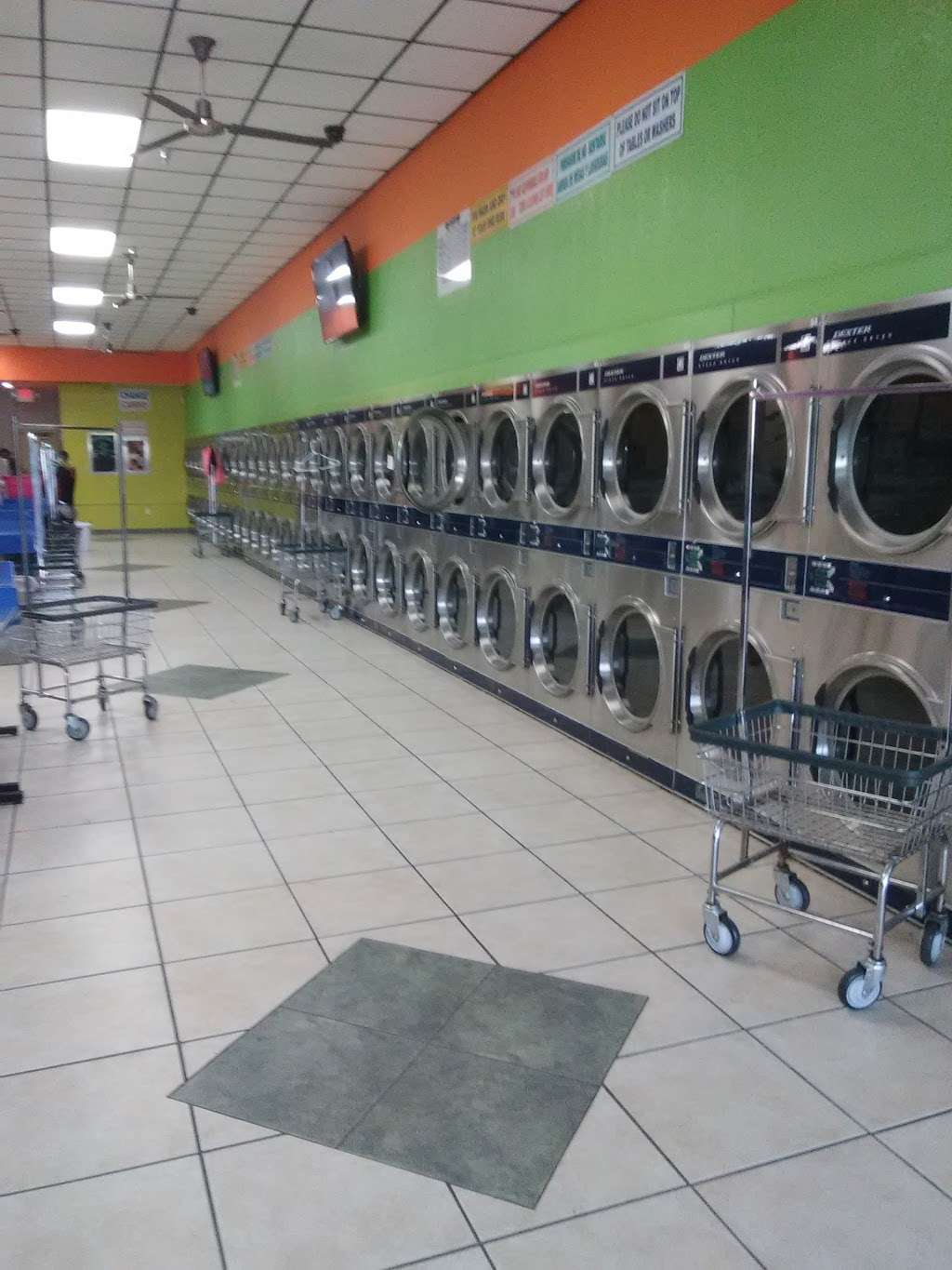 Kelly Wash & Dry | 3434 W Illinois Ave # 410, Dallas, TX 75211, USA | Phone: (214) 331-8880