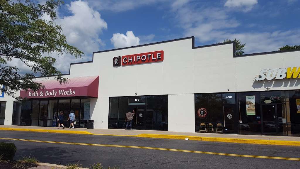 Chipotle Mexican Grill | 400 S State Rd, Springfield, PA 19064, USA | Phone: (484) 472-8533