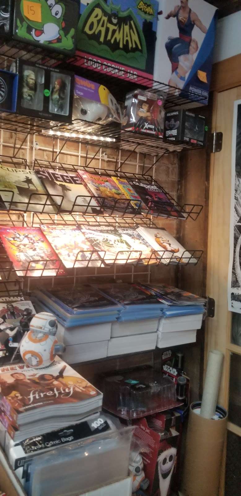 The Rift Collectibles | 913 South St 2nd Floor, Peekskill, NY 10566, USA | Phone: (914) 930-8345