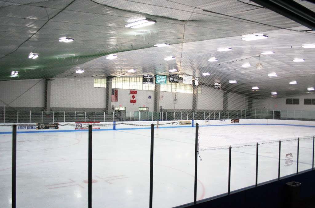 Armstrong Arena | 103 Long Pond Rd, Plymouth, MA 02360 | Phone: (508) 746-8825