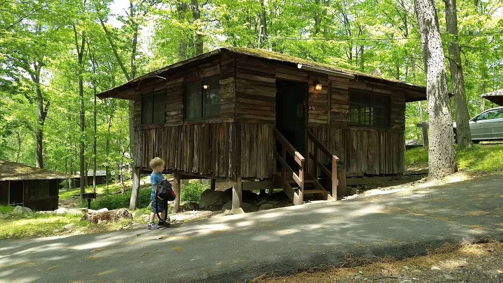 Sebago Cabins | 7 Lakes Drive, Suffern, NY 10901, USA | Phone: (845) 429-2039