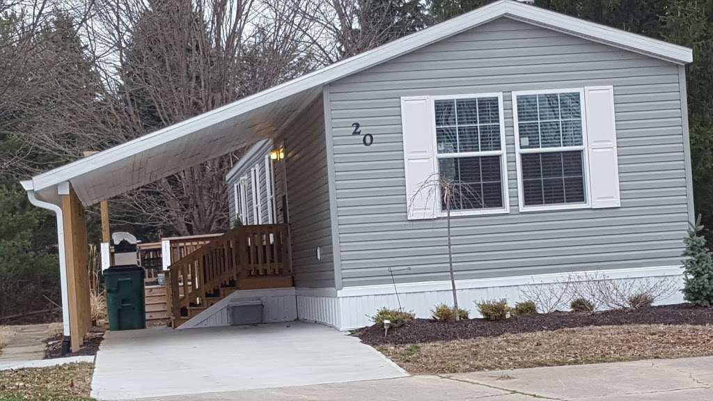 Westbrook Village Mobile Home | 17301 River Ave #164, Noblesville, IN 46062 | Phone: (317) 773-7003