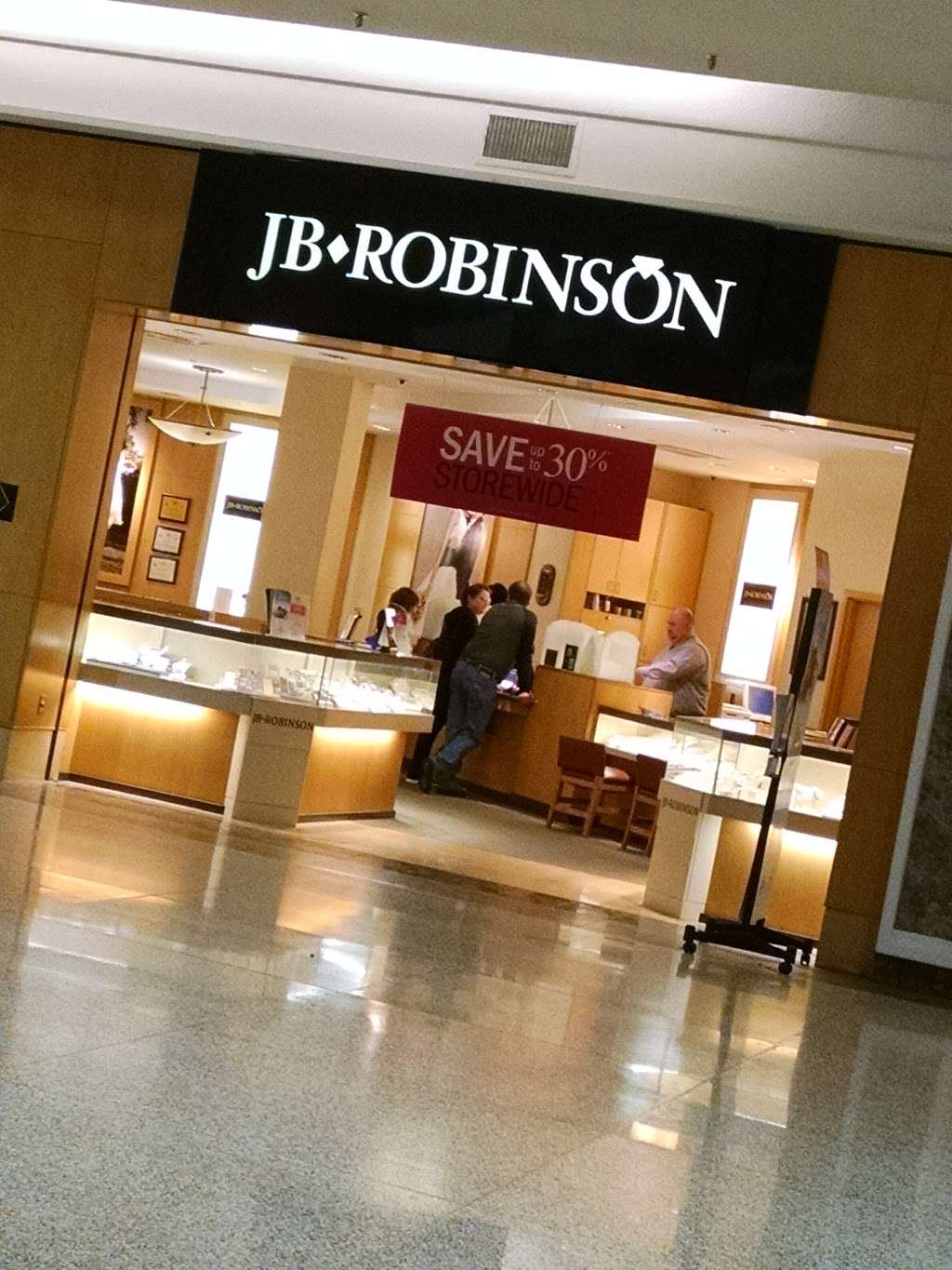 J.B. Robinson Jewelers | 2186 Southlake Mall Unit AU-522, Merrillville, IN 46410, USA | Phone: (219) 769-4226