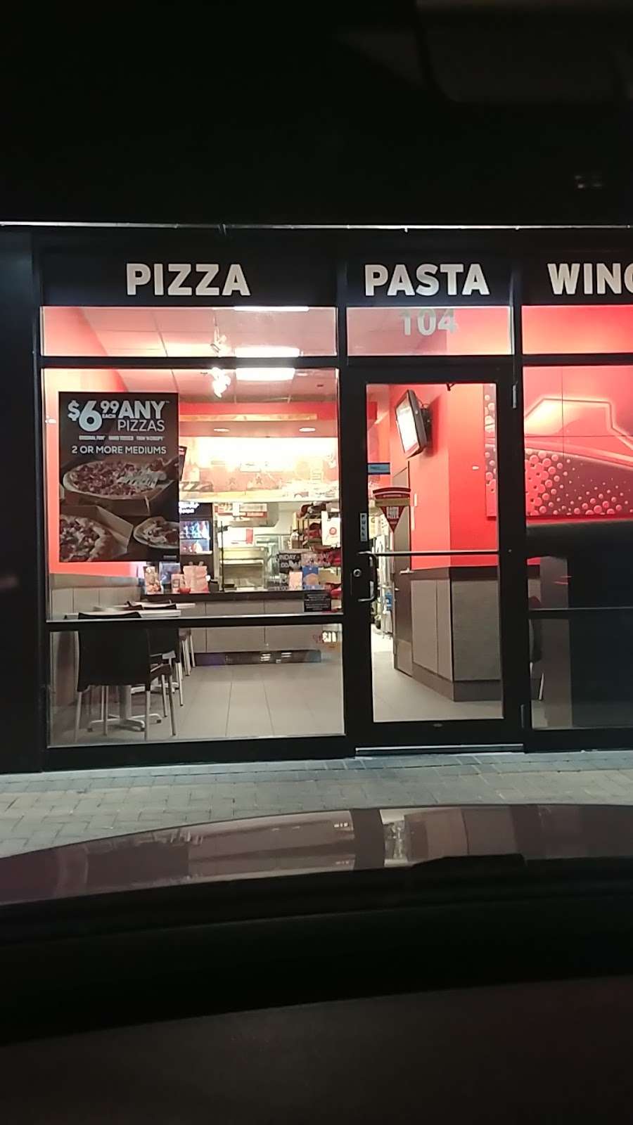 Pizza Hut | 7000 Burroughs Ave Suite D104, Plano, IL 60545, USA | Phone: (630) 552-9111