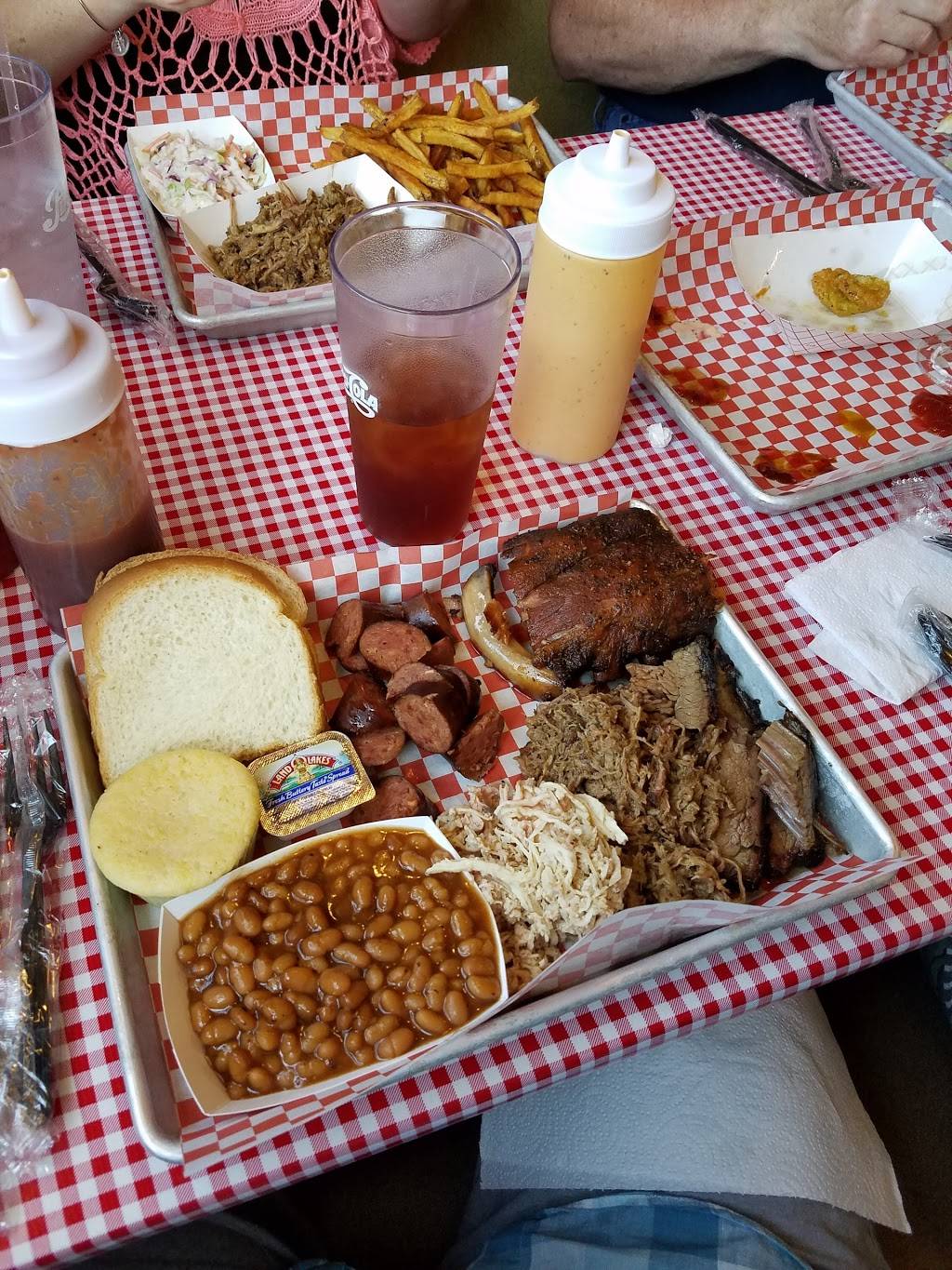 Dig Dougs BBQ | 2322 N Bloomington St, Streator, IL 61364, USA | Phone: (815) 510-9956