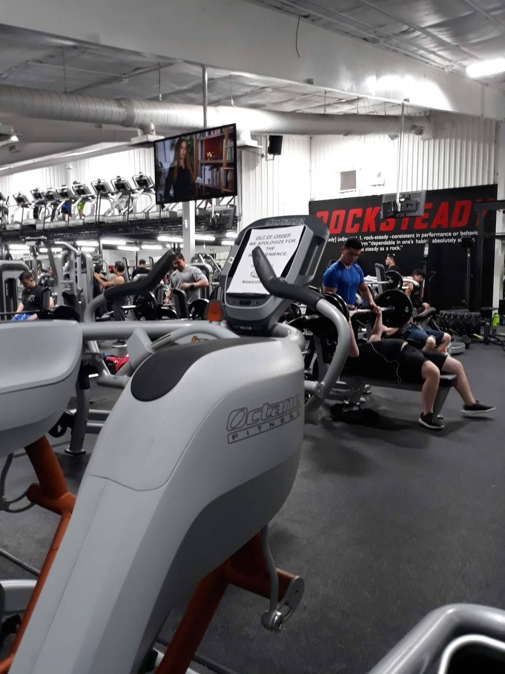 ROCK Fitness Center | 1705 Jacaman Rd, Laredo, TX 78041, USA | Phone: (956) 723-8180