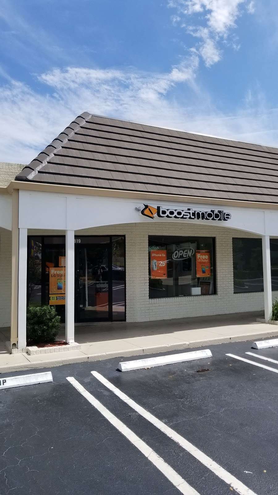 Boost Mobile | 819 US-1, Lake Park, FL 33403 | Phone: (561) 508-3488