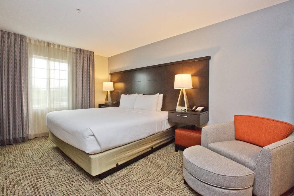 Staybridge Suites Austin South Interstate Hwy 35 | 901 Little Texas Lane Building #F, Austin, TX 78745, USA | Phone: (512) 677-6000