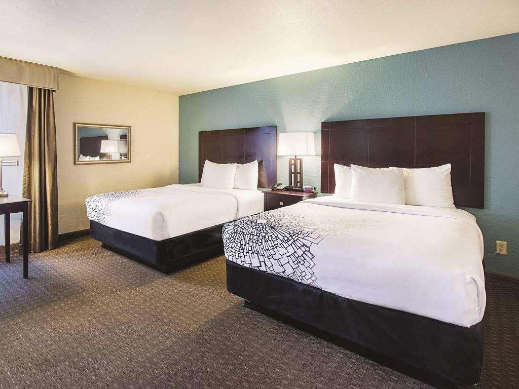 La Quinta Inn & Suites by Wyndham Portland NW | 4319 NW Yeon Ave, Portland, OR 97210, USA | Phone: (503) 497-9044