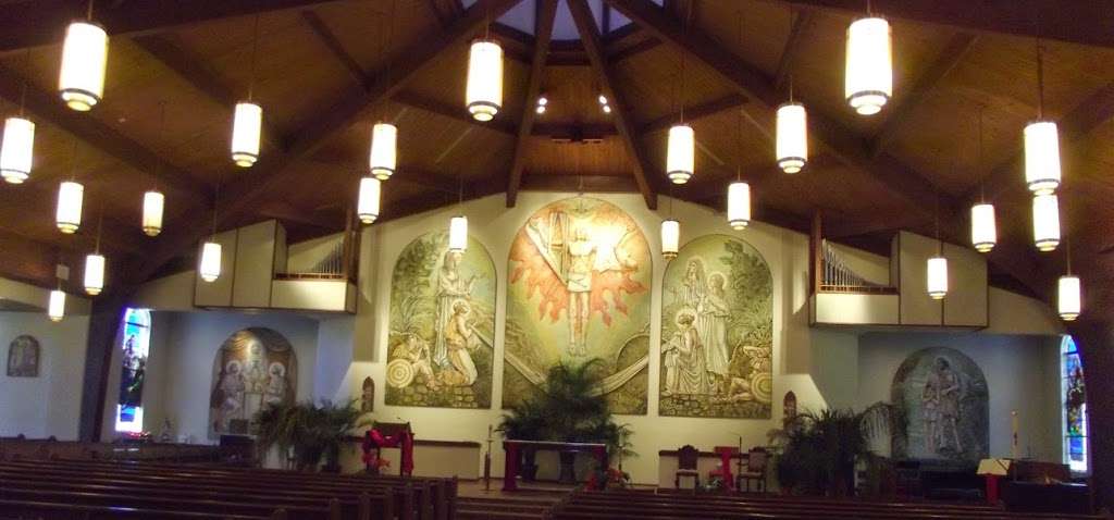 Holy Spirit Catholic Church | 644 S 9th St, Lake Wales, FL 33853, USA | Phone: (863) 676-1556