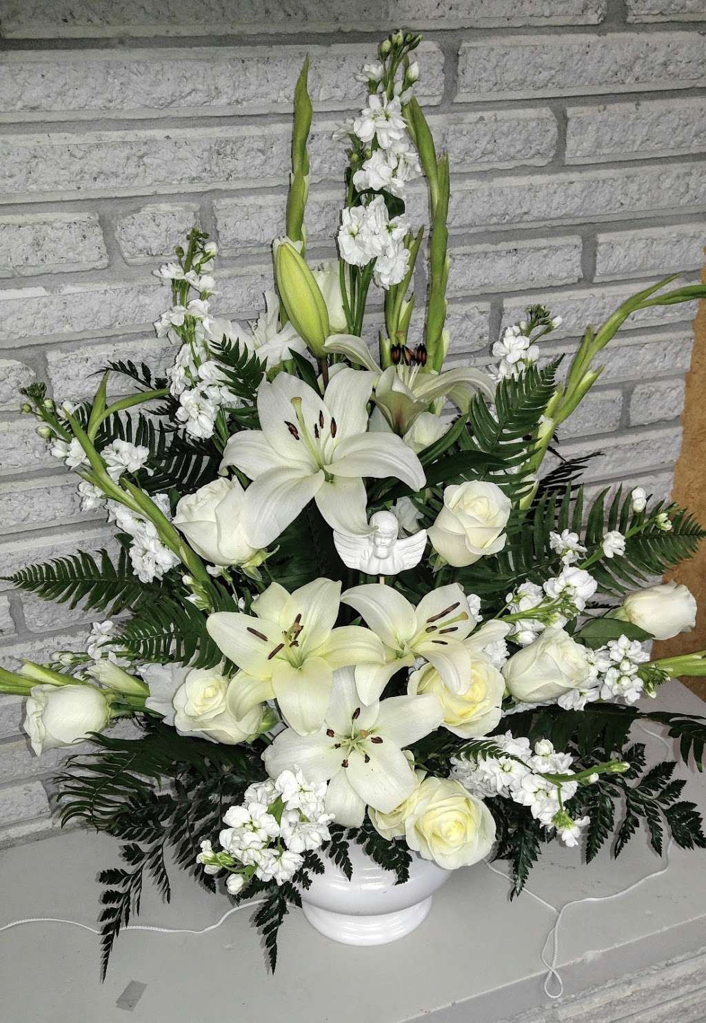 LDFloral Design Flowers and Gifts | 265 S Chestnut St, Monrovia, IN 46157, USA | Phone: (317) 653-0676