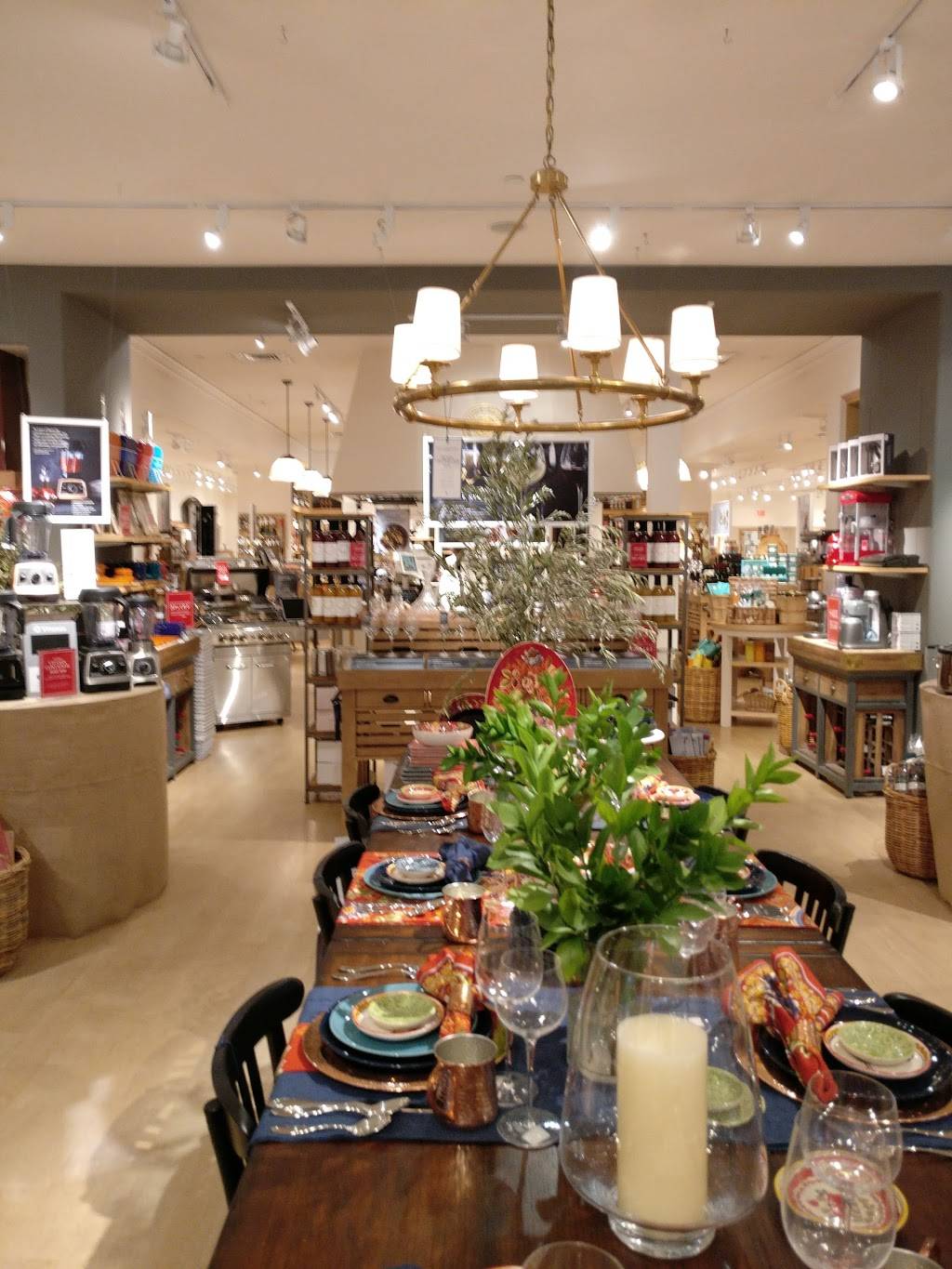 Williams-Sonoma | 216 Bellevue Square, Bellevue, WA 98004, USA | Phone: (425) 454-7007