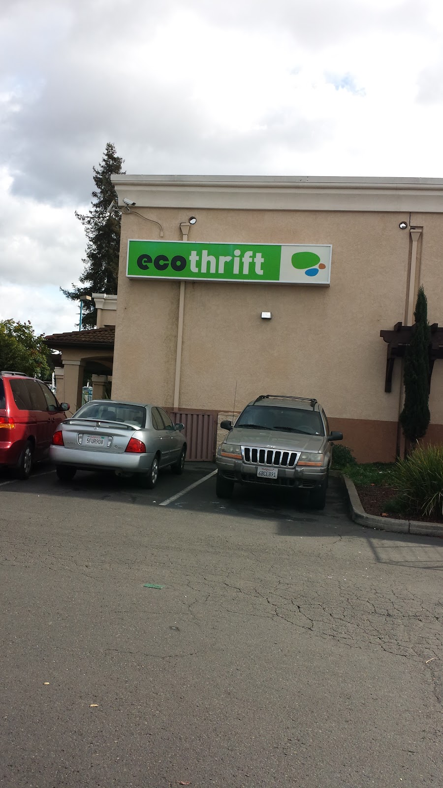 Eco Thrift | 25891 Mission Blvd, Hayward, CA 94544, USA | Phone: (510) 487-6212