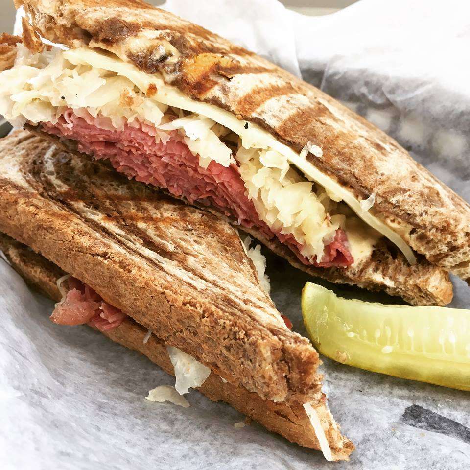 Dune Billies | 201 Center St, Michigan City, IN 46360, USA | Phone: (219) 809-6592