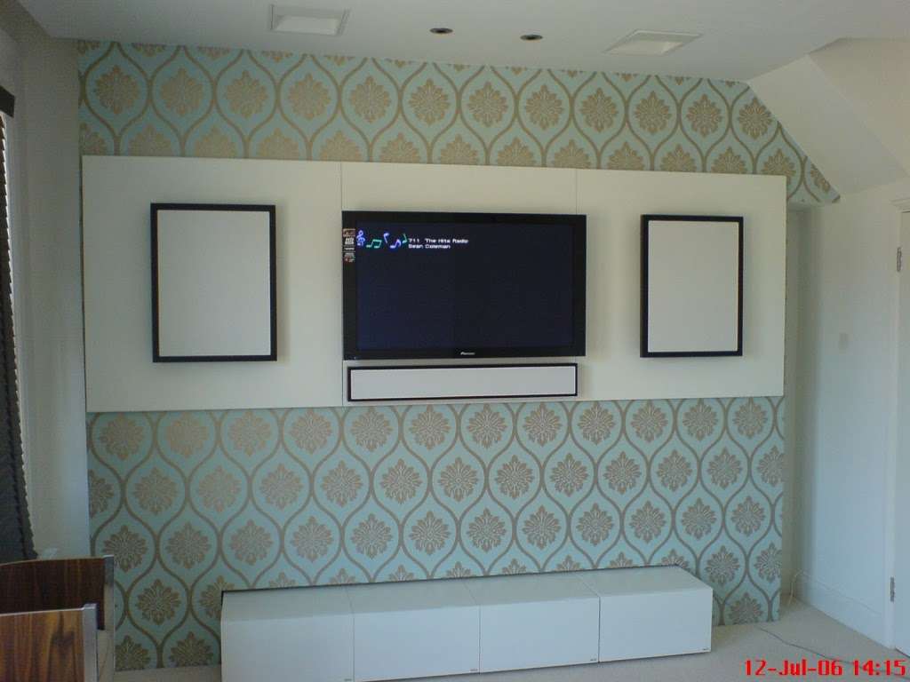S J W Life Decorating | 2 Burnett Square, Hertford SG14 2HD, UK | Phone: 07876 247646 S J W Life Decorating | 2 Burnett Square, Hertford SG14 2HD, UK | Phone: 07876 247646