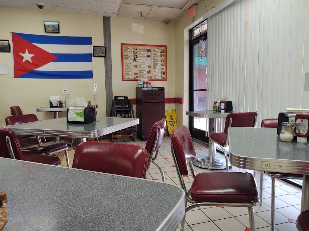 Fe La Cubana | 5821 N 67th Ave #110, Glendale, AZ 85301, USA | Phone: (623) 533-6912