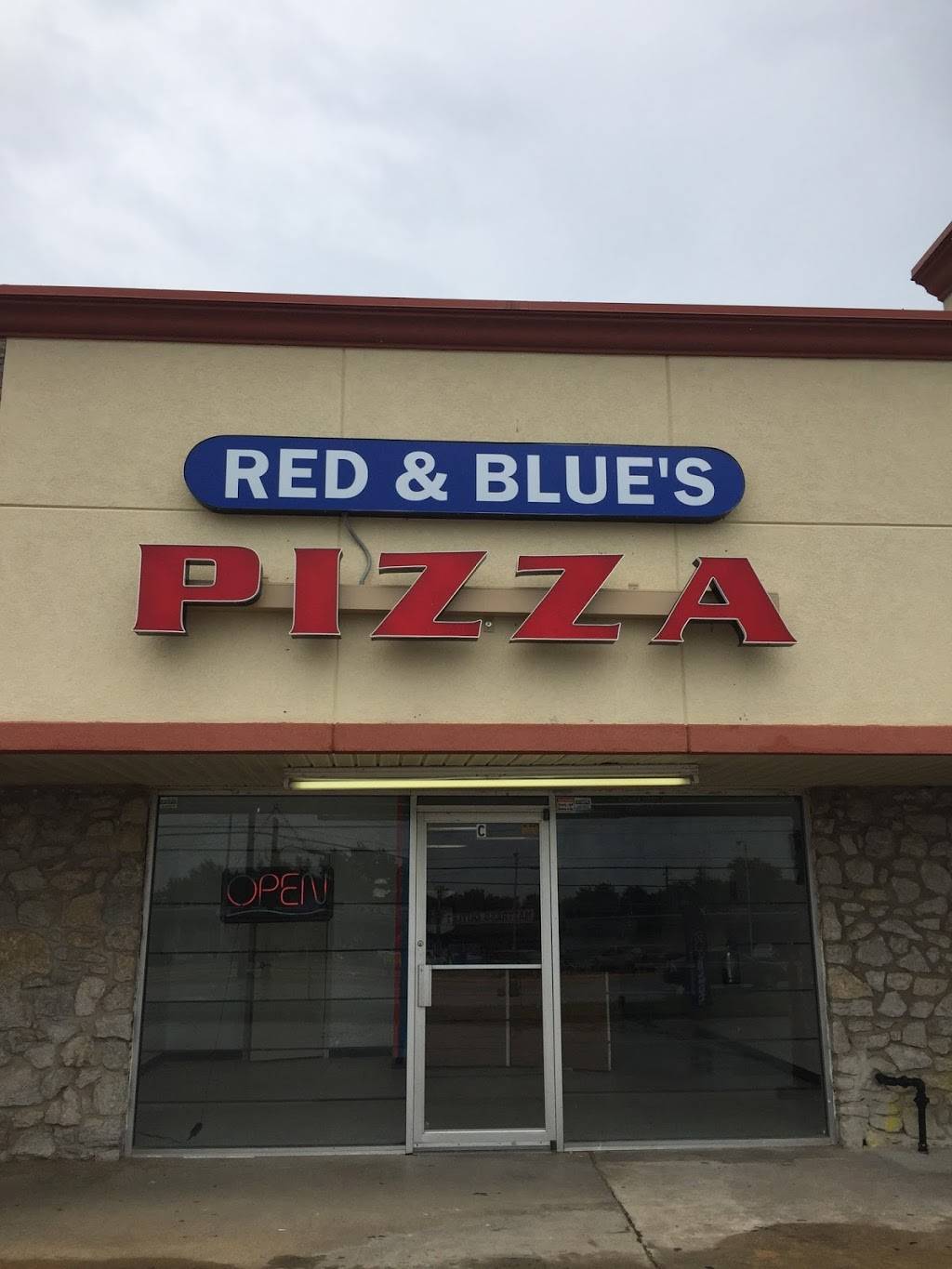 Red & Blues Pizza | 4500 S May Ave ste c, Oklahoma City, OK 73119, USA | Phone: (405) 602-2838