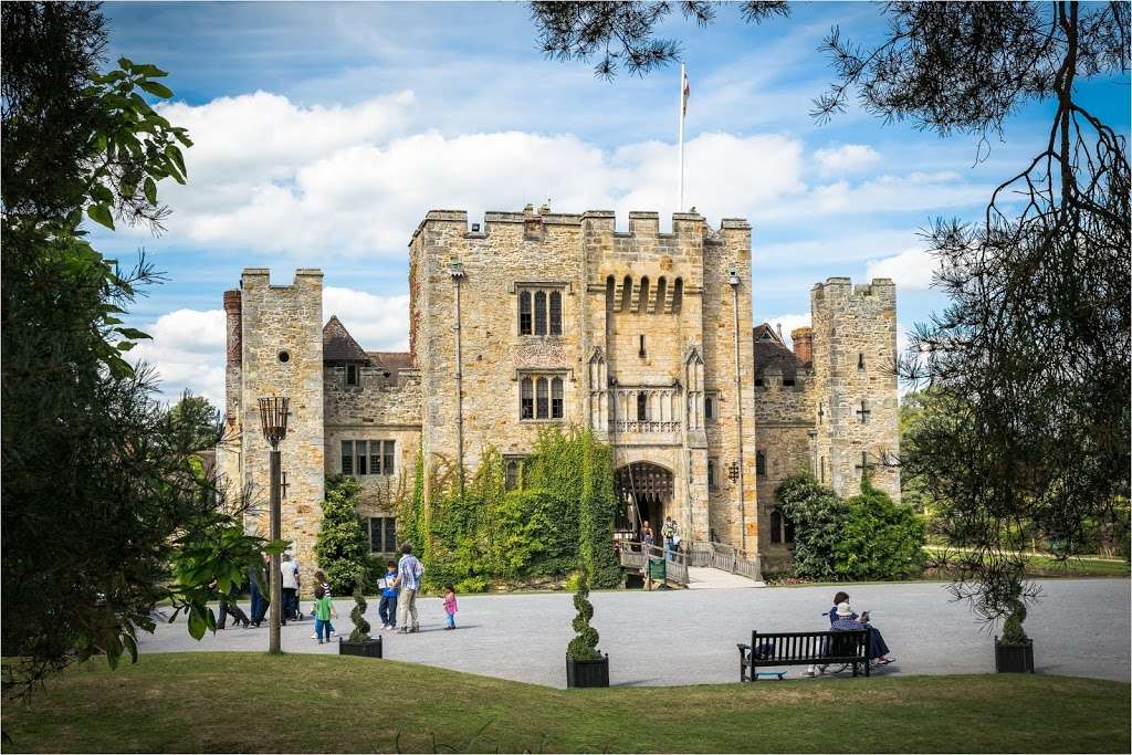 Medley Court at Hever Castle | Hever Castle, Hever, Edenbridge TN8 7NG, UK | Phone: 01732 861800