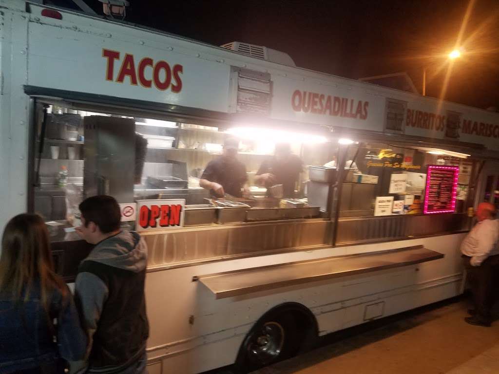 Taqueria Los santos | 14157-14175 Leffingwell Rd, Whittier, CA 90604, USA